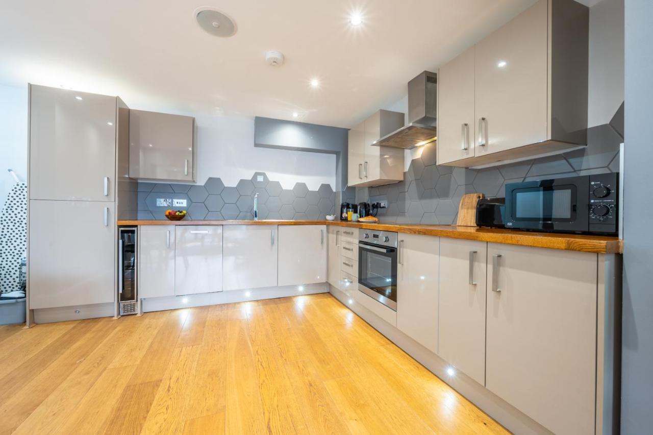 Corner House By Ty Sa In Pontcanna คาร์ดิฟฟ์ ภายนอก รูปภาพ